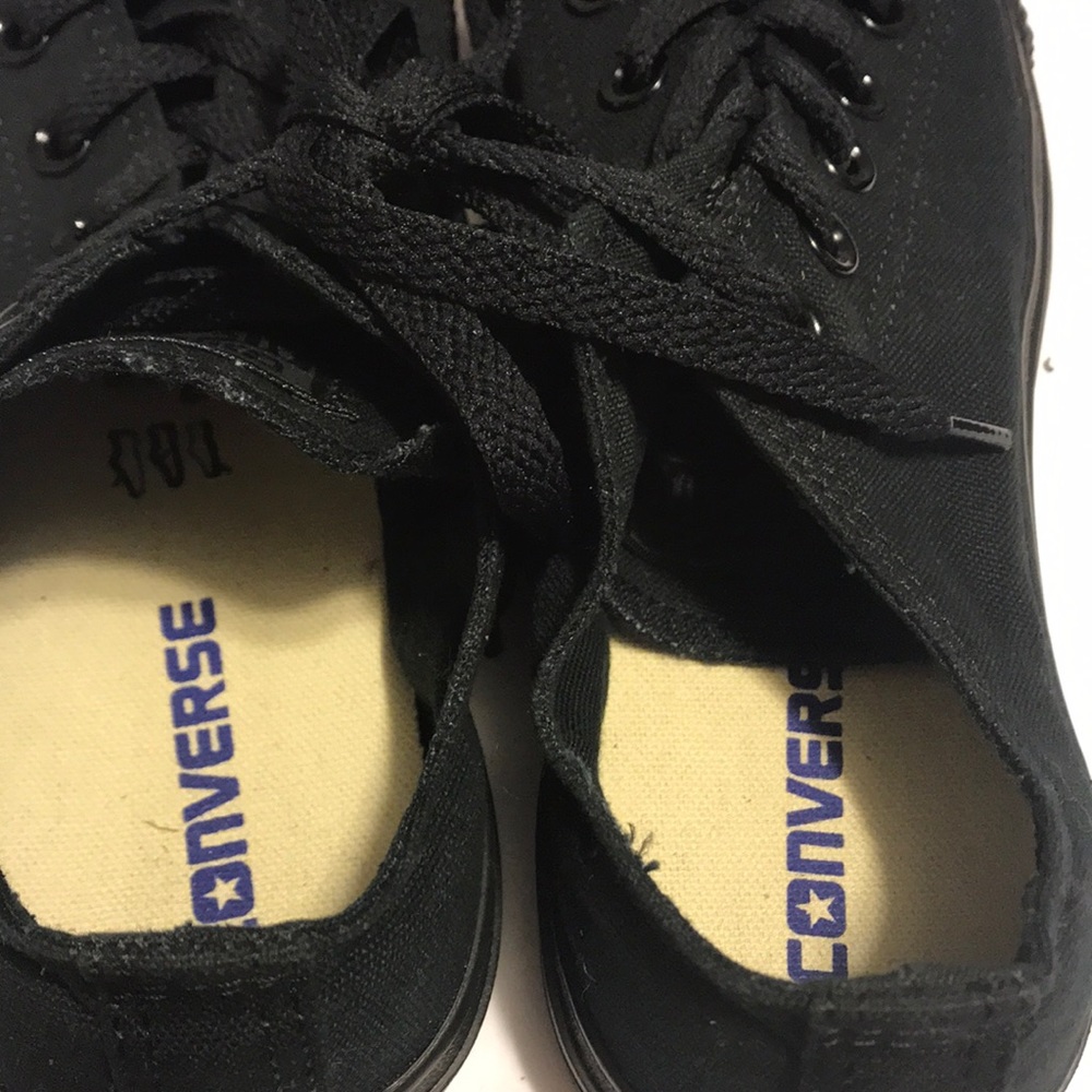 Converse - Picture 3 of 4